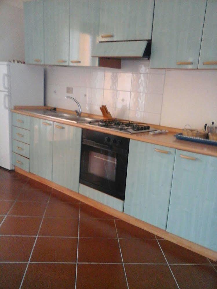 Casa Asparagi San Teodoro  Ngoại thất bức ảnh