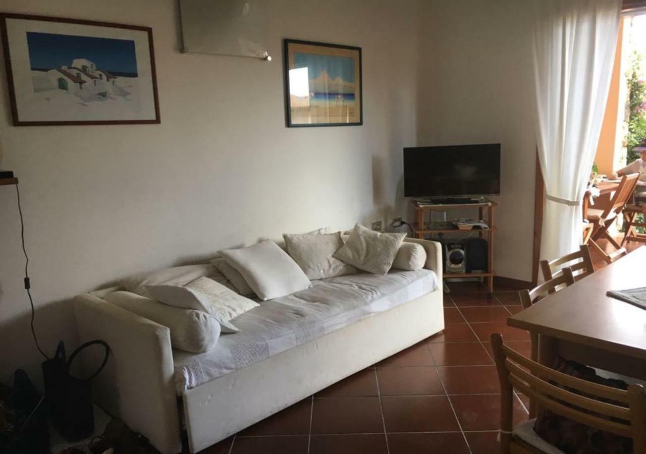 Casa Asparagi San Teodoro  Ngoại thất bức ảnh
